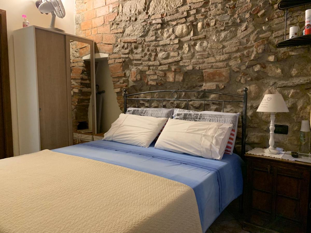 Bed & Breakfast Rustico Di Benellini Angela
