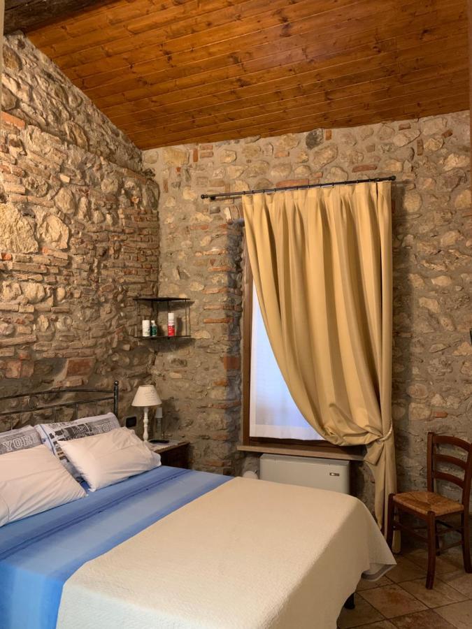 Bed and breakfast Rustico Di Benellini Angela Polpenazze del Garda